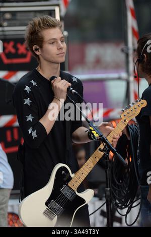 22. Juli 2014 - New York, NY, USA - 22. Juli 2014 New York City..5 Seconds of Summer Auftritt auf NBC Today am 22. Juli 2014 in New York City (Credit Image: © Kristin Callahan - Ace Pictures/Ace Pictures/ZUMA Wire) Stockfoto