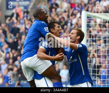 18. August 2014 - Leicester, Vereinigtes Königreich - 16. August 2014 - Leicester, Vereinigtes Königreich - Leonardo Ulloa aus Leicester City feiert das Tor zum Ausgleich - Barclays Premier League - Leicester City vs Everton - King Power Stadium - Leicester - England - 16. August 2014 - PIC Simon Bellis/Sportimage. (Kreditbild: © Simon Bellis/Cal Sport Media/ZUMAPRESS.com) Stockfoto