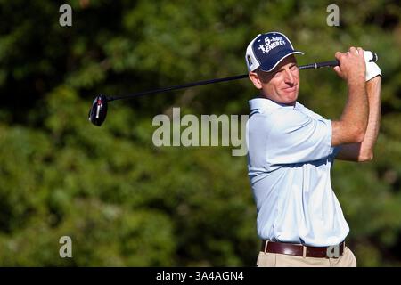 29. August 2014 - Norton, Massachusetts, USA - 29. August 2014: Jim Furyk beim 14. Abschlag während der ersten Runde der Deutschen Bank Championship am TPC Boston. Anthony Nesmith/CSM(Bild: © Anthony Nesmith/Cal Sport Media/ZUMAPRESS.com) Stockfoto