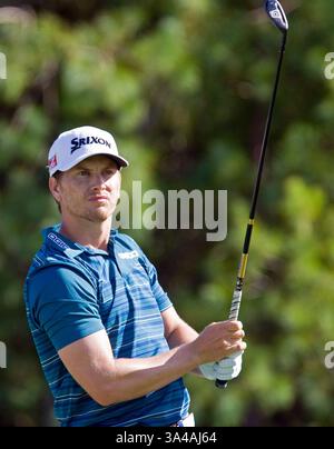 30. August 2014 - Norton, Massachusetts, USA - 30. August 2014: Chris Stroud beim 2. Abschlag während der zweiten Runde der Deutschen Bank Championship am TPC Boston. Anthony Nesmith/CSM(Bild: © Anthony Nesmith/Cal Sport Media/ZUMAPRESS.com) Stockfoto