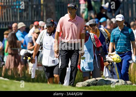 30. August 2014 - Norton, Massachusetts, USA - 30. August 2014: Ryan Palmer geht während der zweiten Runde der Deutschen Bank Championship im TPC Boston den Weg zum 16. Loch hinauf. Anthony Nesmith/CSM(Bild: © Anthony Nesmith/Cal Sport Media/ZUMAPRESS.com) Stockfoto