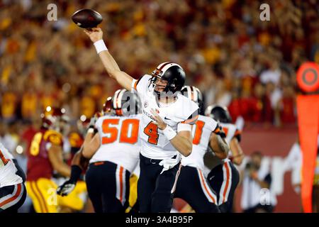 September 2014 Oregon State Beavers Quarterback Sean Mannion #4 während des NCAA Football Spiels zwischen den Oregon State Beavers und den USC Trojans im Coliseum in Los Angeles, Kalifornien. Charles Baus/CSM(Credit Image: © Charles Baus/Cal Sport Media/ZUMAPRESS.com) Stockfoto