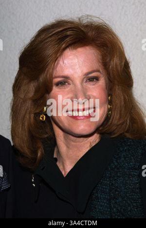 24. November 2002 Befugnisse - Beverly Hills, Kalifornien, USA - STEPHANIE... K27298TR NORBY WALTER 21. PRE-JAHRESURLAUB PARTY. DIE MÖNCH-VEREIN, BEVERLY HILLS, KALIFORNIEN. NOV. 24, 2002. TOM RODRIGUEZ / 2002. (Kredit-Bild: © Globe Photos/ZUMAPRESS.com) Stockfoto