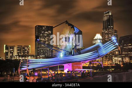 8. März 2013 - ein Modell des James Webb Space Telescope wurde ab März 8-10 auf dem South by Southwest Interactive Festival in Austin, Texas, ausgestellt. Das James Webb Space Telescope der NASA ist der Nachfolger von Hubble und das größte jemals gebaute Weltraumteleskop. (Kreditbild: © NASA/ZUMA Wire) Stockfoto