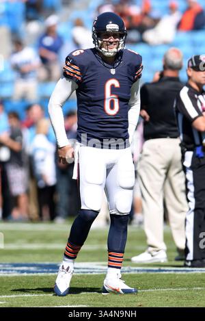 5. Oktober 2014: Chicago Bears Quarterback Jay Cutler #6 vor dem NFL-Fußballspiel zwischen den Chicago Bears und den Carolina Panthers im Bank of America Stadium in Charlotte, NC. (Bild: © Evan Pike/Cal Sport Media/ZUMAPRESS.com) Stockfoto