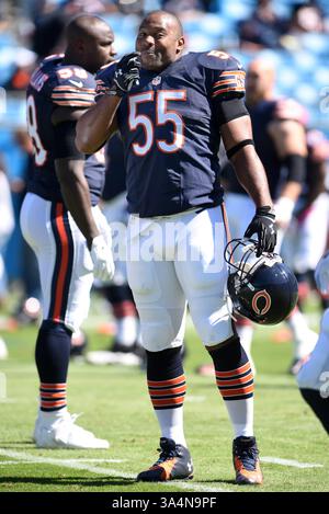 5. Oktober 2014: Chicago Bears vor Linebacker Lance Briggs #55 vor dem NFL-Football-Spiel zwischen den Chicago Bears und den Carolina Panthers im Bank of America Stadium in Charlotte, NC. (Bild: © Evan Pike/Cal Sport Media/ZUMAPRESS.com) Stockfoto