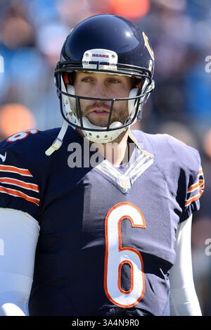 5. Oktober 2014: Chicago Bears Quarterback Jay Cutler #6 während des NFL-Fußballspiels zwischen den Chicago Bears und den Carolina Panthers im Bank of America Stadium in Charlotte, NC. (Bild: © Evan Pike/Cal Sport Media/ZUMAPRESS.com) Stockfoto