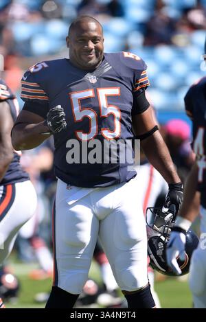 5. Oktober 2014: Chicago Bears vor Linebacker Lance Briggs #55 vor dem NFL-Football-Spiel zwischen den Chicago Bears und den Carolina Panthers im Bank of America Stadium in Charlotte, NC. (Bild: © Evan Pike/Cal Sport Media/ZUMAPRESS.com) Stockfoto