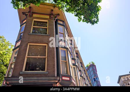 Kleines flatiron-Gebäude in der Innenstadt von Vancouver, British Columbia Stockfoto