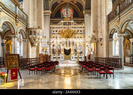 Hagia Triada Kirche Innenraum der griechisch-orthodoxen Hagia Triada Kirche in BeyoÄülu, Istanbul, Türkei die Hagia Triada Griechisch-orthodoxe Kirche Inter Stockfoto