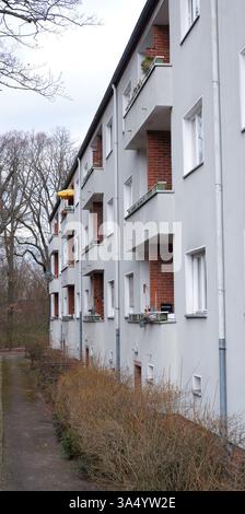 Seimensstadt in Berlin Charlottenburg 2025 umfasst ikonische Sozialwohnungen 1929–34, die von Architekten unter anderem Walter Gropius entworfen wurden. Stockfoto