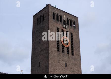 Seimensstadt in Berlin Charlottenburg 2025 umfasst ikonische Sozialwohnungen 1929–34, die von Architekten unter anderem Walter Gropius entworfen wurden. Stockfoto