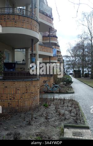 Seimensstadt in Berlin Charlottenburg 2025 umfasst ikonische Sozialwohnungen 1929–34, die von Architekten unter anderem Walter Gropius entworfen wurden. Stockfoto