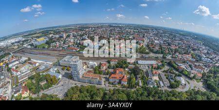 Aus der Vogelperspektive von Ingolstadt im bayerischen donautal, Blick auf die Stadtteile nördlich des Stadtzentrums rund um den Nordbahnhof Stockfoto