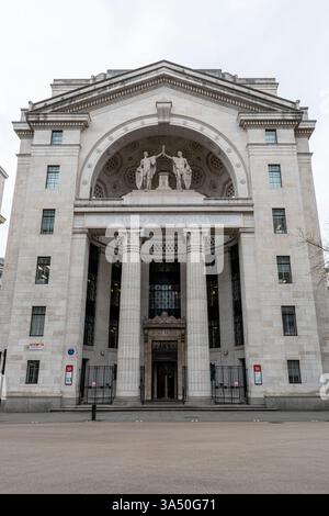 Bush House, ein denkmalgeschütztes Gebäude in Aldwych in London, England, Großbritannien Stockfoto