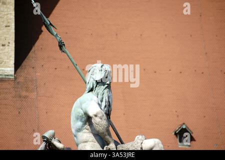 Berlin, Deutschland - 10. Mai 2016: Nahaufnahme der Skulptur des Neptun aus dem berühmten Neptunbrunnen am Alexanderplatz am 10. Mai 2016 in Berlin, Keim Stockfoto