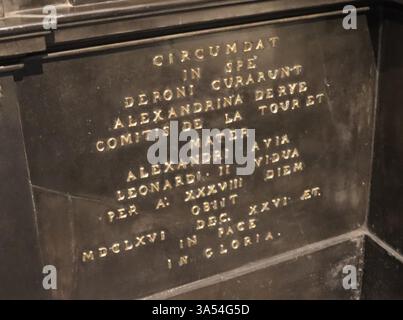 Die Thurn- und Taxis-Kapelle in der Eglise Notre-Dame des Victoires du Sablon in Brüssel Stockfoto