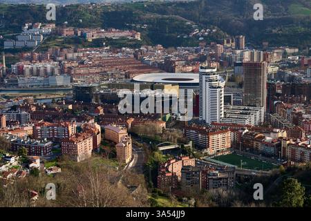 03-07-2025, Bilbao, aus der Vogelperspektive der Stadt Bilbao, Baskenland Stockfoto