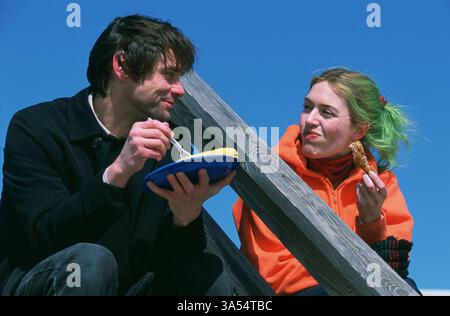 Ewiger Sonnenschein des makellosen Geistes Jim Carrey & Kate Winslet Stockfoto