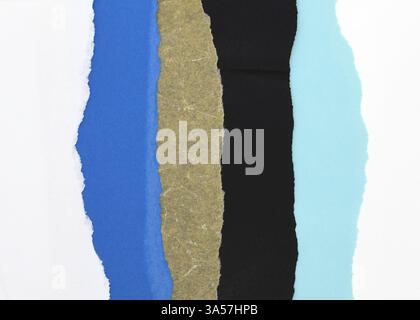 Grafikressourcen. Verschiedene Farben in Streifen gerissen Papierhintergrund mit Kopierraum Stockfoto