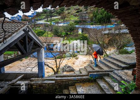 Sintflutartiger Regen und geschwollener Fluss, Ras el Maa Brunnen, Chefchaouen, Rif Berge, Marokko, Nordafrika Stockfoto