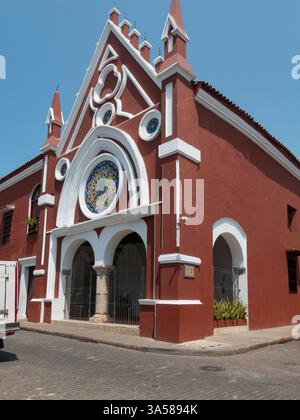 Institucion Universitaria Bellas Artes y Ciencias de Bolivar oder UNIBAC, Cartagena, Kolumbien Stockfoto