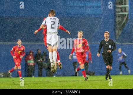 Andorra La Vella, Andorra: 21. März 2025: Spieler in Aktion während des Qualifikationsspiels der FIFA Fussball-Weltmeisterschaft 2026 zwischen Andorra und Lettland im Stockfoto