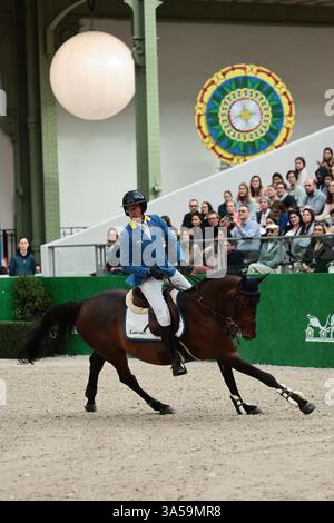 Christian AHLMANN von Deutschland mit D'aganix 2000 Z während des Prix Hermès Sellier im Saut Hermès am 21. März 2025 in Paris, Frankreich (Foto: Maxime David - MXIMD Pictures) Stockfoto