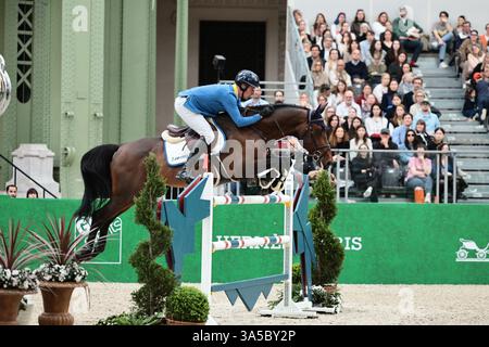 Christian AHLMANN von Deutschland mit D'aganix 2000 z während der Saut Hermès im Saut Hermès am 22. März 2025, Paris, Frankreich (Foto: Maxime David - MXIMD Pictures) Stockfoto