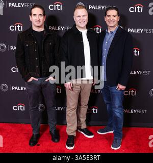 Hollywood, Usa. März 2025. HOLLYWOOD, LOS ANGELES, KALIFORNIEN, USA - 22. MÄRZ: Hayden Schlossberg, Josh Heald und Jon Hurwitz kommen 2025 beim PaleyFest LA (42. Jährliches William S. Paley Television Festival) an – Netflix’s „Cobra Kai“ Staffel 6, das am 22. März 2025 im Dolby Theatre in Hollywood, Los Angeles, Kalifornien, USA stattfindet. (Foto: Xavier Collin/Image Press Agency) Credit: Image Press Agency/Alamy Live News Stockfoto
