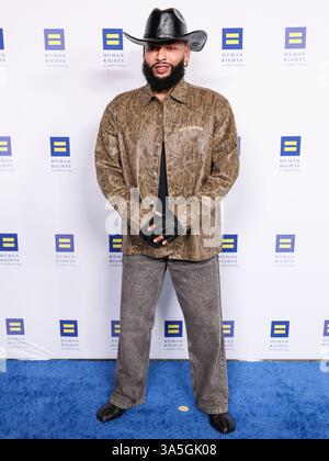 Century City, Usa. März 2025. CENTURY CITY, LOS ANGELES, KALIFORNIEN, USA - 22. MÄRZ: Manny Jay kommt 2025 zum Los Angeles Dinner der Menschenrechtskampagne, das am 22. März 2025 im Fairmont Century Plaza in Century City, Los Angeles, Kalifornien, USA stattfindet. (Foto: Xavier Collin/Image Press Agency) Credit: Image Press Agency/Alamy Live News Stockfoto