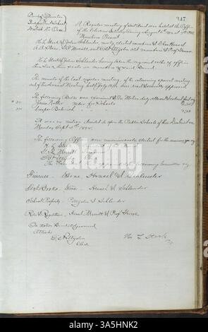 Von 1865 bis 1899 führte das St. Peter School Board akribische Aufzeichnungen, die den Betrieb des Schulbezirks dokumentierten, einschließlich Personal, Budgets und Schulbau. Das Buch enthält Verweise auf drei Gouverneure von Minnesota. Stockfoto
