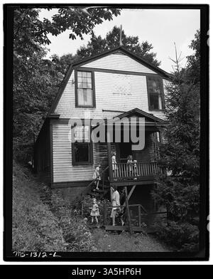 Ein Gemeindegebäude, das von der Kingston Pocahontas Coal Company für Gottesdienste für weiße Bergleute in der Warwick Mine in Welch, McDowell County, West Virginia, zur Verfügung gestellt wurde. Nationalarchiv. Stockfoto
