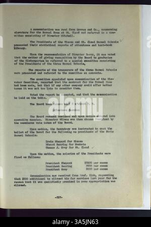 Diese Publikation verfolgt die Entwicklung des staatlichen Universitätssystems von Minnesota und behandelt die Übergänge der Fakultäten, Änderungen der Lehrpläne und das Wachstum von Universitäten wie St. Cloud und Mankato. Stockfoto