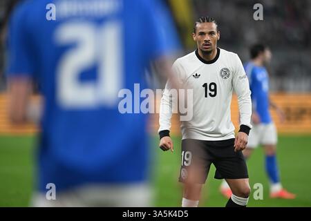 Dortmund, Deutschland. März 2025. Fußball: Nationalliga A, Deutschland - Italien, Play-off-Runde, Viertelfinale, zweite Legs, Signal Iduna Park, Deutschlands Leroy Sane. Quelle: Fabian Strauch/dpa/Alamy Live News Stockfoto