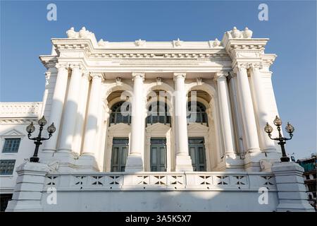 Bhaktapur, Nepal - 11. Februar 2025 - verziertes neoklassizistisches Gebäude in Kathmandu Nepal es ist einer der bedeutendsten Regierungsgebäude in der Region Stockfoto
