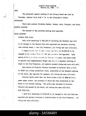 Das Sitzungsprotokoll des Verwaltungsrats der Minneapolis Public Library aus dem Jahr 1926, in dem die Aktivitäten und Entscheidungen des Verwaltungsrats dokumentiert werden. Stockfoto