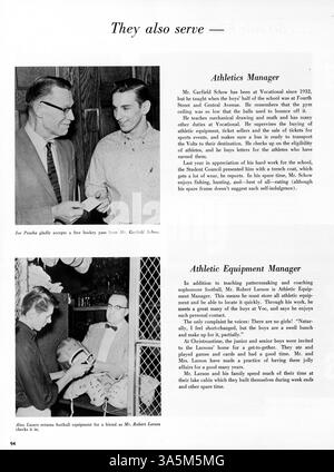 Das Jahrbuch 1963 von Tradewind deckt das Schuljahr 1962-1963 ab und konzentriert sich auf das Engagement der Schüler in Vereinen, Akademikern und Leichtathletik. Sie unterstreicht die wichtige Rolle afroamerikanischer Schüler bei der Gestaltung des kulturellen und akademischen Erfolgs der Schule. Stockfoto
