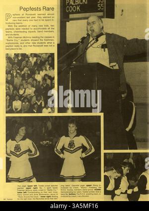 Das Jahrbuch „Sagamore: United We Stand“ 1983 der Roosevelt High School beleuchtet die akademischen, sportlichen und außerschulischen Veranstaltungen des Schuljahres 1982-1983 mit Schülern, Lehrkräften und Clubs. Stockfoto