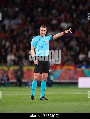 Lisboa, Guimaraes, Portugal. März 2025. SLAVKO VINCIC Schiedsrichter des Spiels, das während des Viertelfinalspiels der UEFA Nations League 2024/25 zwischen Portugal und Dänemark am 23. März 2025 in Lisboa, Portugal, bei EstÃ¡dio Jose Alvalade zu sehen war. Endpunktzahl Portugal 5 - 2 Dinamarca (Credit Image: © Miguel Lemos/ZUMA Press Wire) NUR REDAKTIONELLE VERWENDUNG! Nicht für kommerzielle ZWECKE! Quelle: ZUMA Press, Inc./Alamy Live News Stockfoto