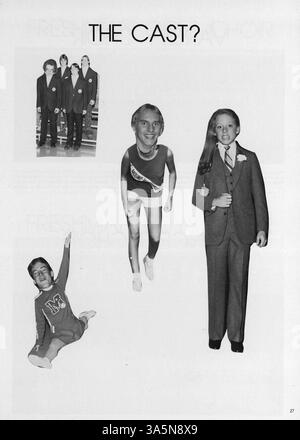 Das Mound-Westonka High Yearbook 1983 bietet einen umfassenden Überblick über das Leben der Schüler und zeigt Schulveranstaltungen, Sport und akademische Leistungen aus dem akademischen Jahr 1982-1983. Stockfoto