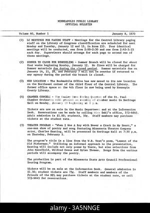 Dieses offizielle Bulletin von 1970 ist Teil einer wöchentlichen Publikation für Mitarbeiter der Minneapolis Public Library. Stockfoto