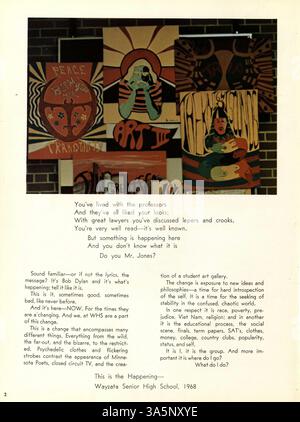 Das Jahrbuch „Wayako“ für 1968 der Wayzata High School zeigt die Schüler, Lehrkräfte, Vereine und Sportmannschaften des Schuljahres 1967-1968, wobei die Seiten 139 und 140 fehlen. Stockfoto