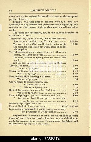 Der Katalog des Carleton College für 1896-1897 enthält Kurse, Dozenten, Studenten, Ehrenabschlüsse, Zulassungsvoraussetzungen, und Abteilungsbeschreibungen. Stockfoto