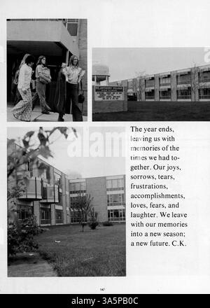 Das Jahrbuch „Villager“ 1975 der St. Anthony Village High School zeigt die Schüler, Lehrkräfte, Vereine, Leichtathletik und die wichtigsten Veranstaltungen des Schuljahres 1974-1975. Stockfoto