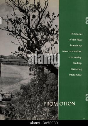Das Jahrbuch „Antler 1965“ von der Minnehaha Academy bietet einen aufschlussreichen Einblick in das Schuljahr 1964-1965 mit Schülern, Lehrern, Sportmannschaften, Clubs, und wichtige Schulveranstaltungen. Stockfoto