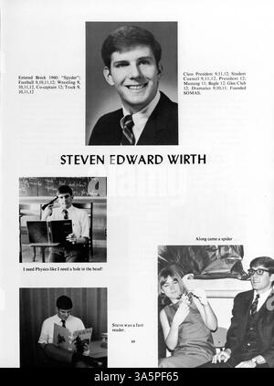 Das Mustang Yearbook 1968 dokumentiert die akademischen und außerschulischen Höhepunkte des Schuljahres 1967-1968 der Breck School, einschließlich der Leistungen der Schüler, der Leichtathletik und der Beiträge der Fakultät. Stockfoto