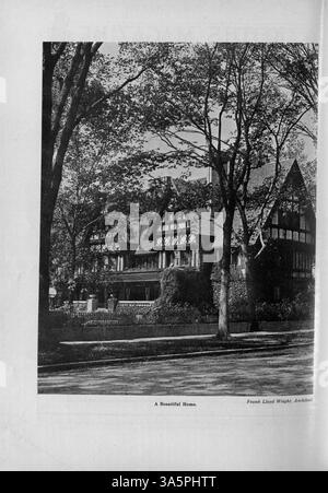 Keith’s Magazine, eine 1916 erschienene Publikation von Max L. Keith, konzentriert sich auf das Bauen mit Illustrationen, Grundrissen und Kostenschätzungen. Es umfasst Artikel über den Wohnungsbau, die Inneneinrichtung und die Landschaftsgestaltung sowie Werbung für Baumaterialien. Einige Ausgaben enthalten Entwürfe für Kirchen und Schulen. Stockfoto
