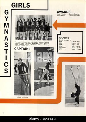 Das Breck Mustang Jahrbuch 1976 beleuchtet die Leistungen der Schüler und Schulveranstaltungen, von Leichtathletik bis zur akademischen Anerkennung, während des Schuljahres 1975-1976 an der Breck School. Stockfoto