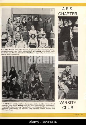 Das Mustang Jahrbuch 1976 der Breck School zeigt die Leistungen von Schülern in Akademikern, Sport- und Sozialvereinen während des Schuljahres 1975-1976. Stockfoto